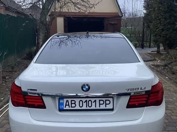 Авто BMW 7 Series 2013 № 7637051