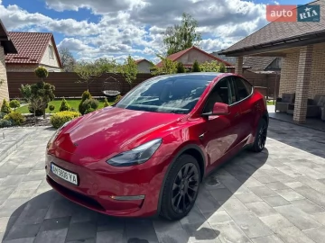 Авто Tesla Model Y 2024 № 7637060