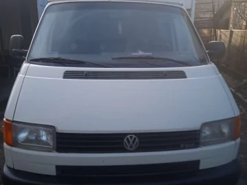 Авто Volkswagen Transporter 2000 № 7637109