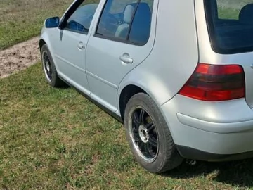 Авто Volkswagen Golf 1999 № 7637272