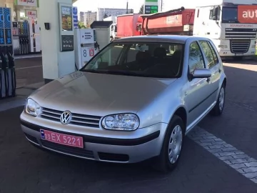 Авто Volkswagen Golf 2002 № 7637493