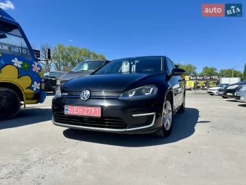 Авто Volkswagen E-Golf 2015 № 7637568