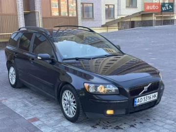 Авто Volvo V50 2004 № 7637713