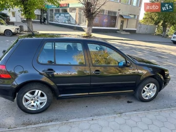 Авто Volkswagen Golf 2001 № 7637715