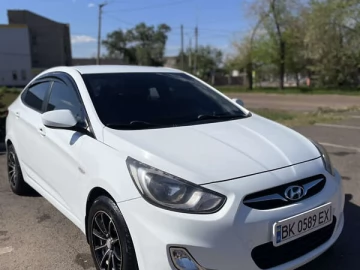 Авто Hyundai Accent 2013 № 7637770