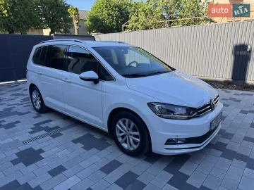 Авто Volkswagen Touran 2016 № 7637876