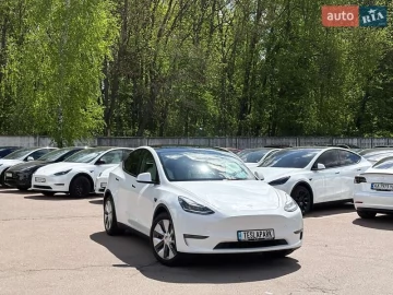 Авто Tesla Model Y 2022 № 7637918