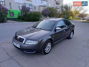 Авто Skoda Superb 2003 № 7637989