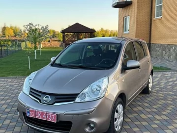 Авто Nissan Note 2010 № 7638025