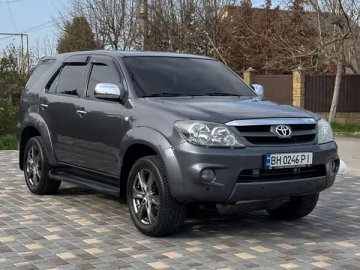 Авто Toyota Fortuner 2006 № 7638096
