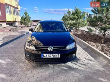 Авто Volkswagen Jetta 2017 № 7638113