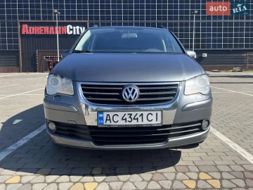Авто Volkswagen Touran 2007 № 7638305