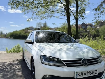 Авто Volkswagen Jetta 2013 № 7638330