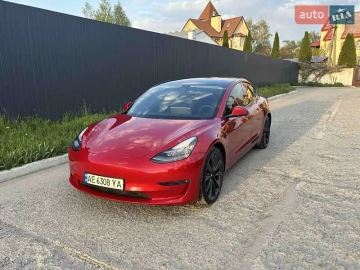 Авто Tesla Model 3 2019 № 7638433