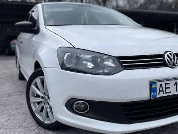 Авто Volkswagen Polo 2013 № 7638810
