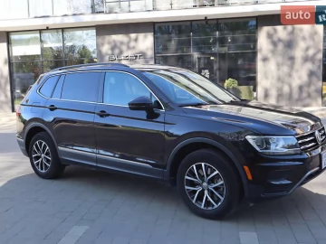 Авто Volkswagen Tiguan 2019 № 7638816