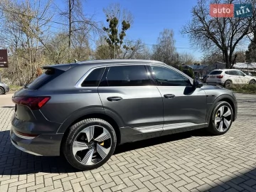 Авто Audi E-Tron 2019 № 7638892
