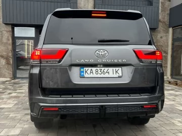 Авто Toyota Land Cruiser 2022 № 7639004