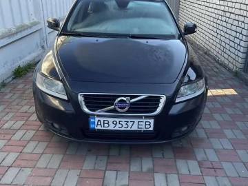Авто Volvo V50 2008 № 7639033