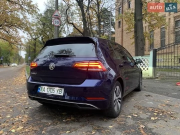 Авто Volkswagen E-Golf 2019 № 7639100