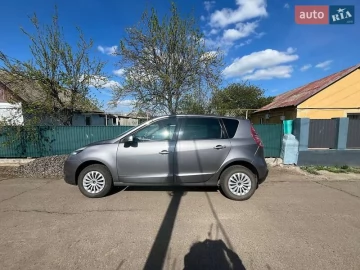 Авто Renault Scenic 2010 № 7639219