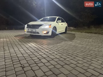Авто Nissan Altima 2015 № 7639240