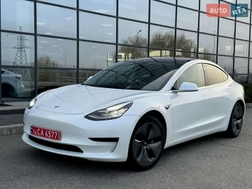 Авто Tesla Model 3 2019 № 7639274
