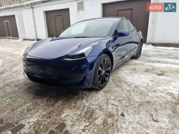 Авто Tesla Model 3 2023 № 7639292