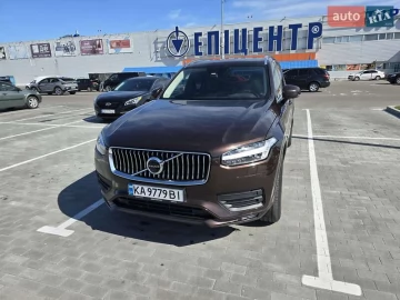 Авто Volvo Xc90 2019 № 7639344