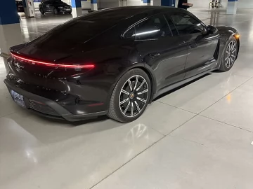 Авто Porsche Taycan 2021 № 7639352