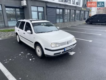 Авто Volkswagen Golf 1999 № 7639376