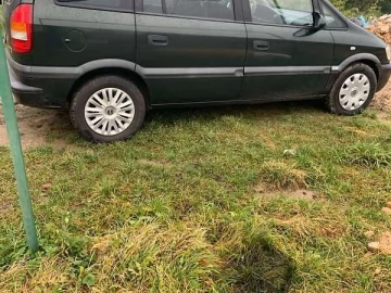 Авто Opel Zafira 2002 № 7639398