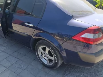 Авто Renault Megane 2004 № 7639413