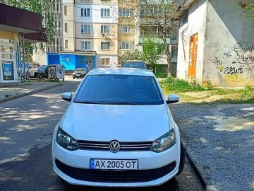 Авто Volkswagen Polo 2014 № 7639454
