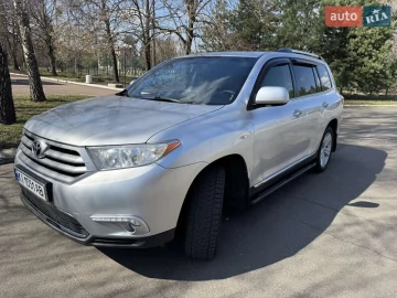 Авто Toyota Highlander 2013 № 7639535