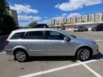 Авто Opel Astra 2010 № 7639709