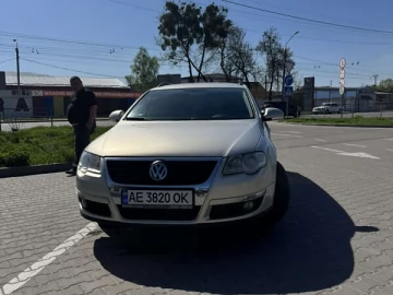 Авто Volkswagen Passat 2010 № 7639724