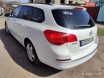 Авто Opel Astra 2013 № 7640006