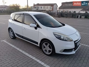 Авто Renault Scenic 2012 № 7640036