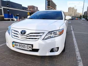 Авто Toyota Camry 2010 № 7640123