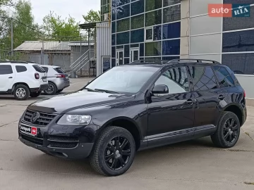 Авто Volkswagen Touareg 2005 № 7640127