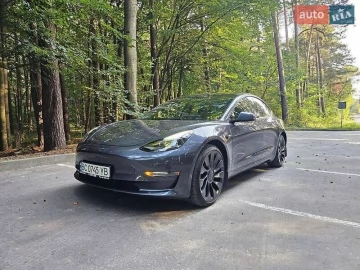 Авто Tesla Model 3 2023 № 7640237