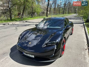 Авто Porsche Taycan 2020 № 7640301