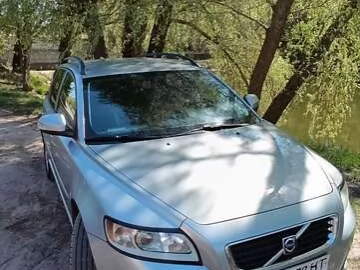Авто Volvo V50 2009 № 7640480