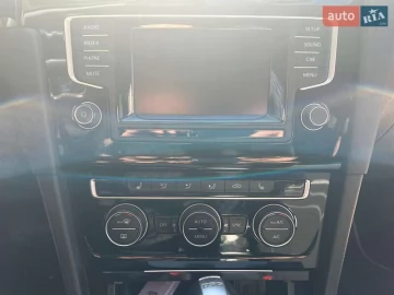Авто Volkswagen Golf 2014 № 7640685
