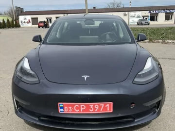 Авто Tesla Model 3 2021 № 7640754