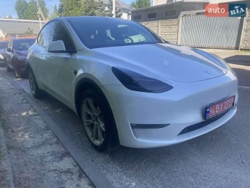 Авто Tesla Model Y 2022 № 7640817