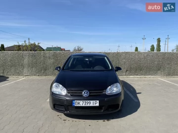 Авто Volkswagen Golf 2004 № 7640997