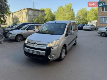 Авто Citroen Berlingo 2010 № 7641010