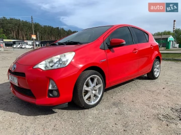 Авто Toyota Aqua 2015 № 7641119